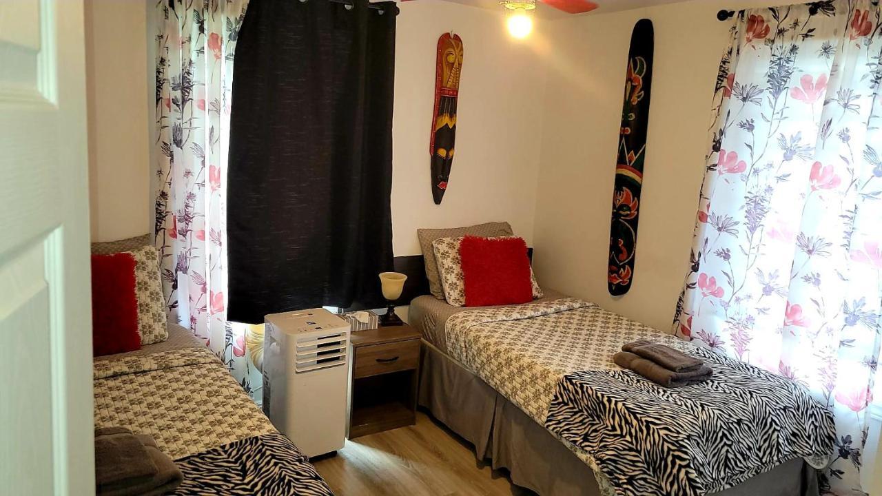 Quiet cozy apartment next to highway wifi+netflix Edmundston Esterno foto