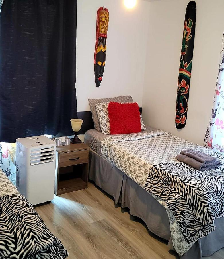 Quiet cozy apartment next to highway wifi+netflix Edmundston Esterno foto